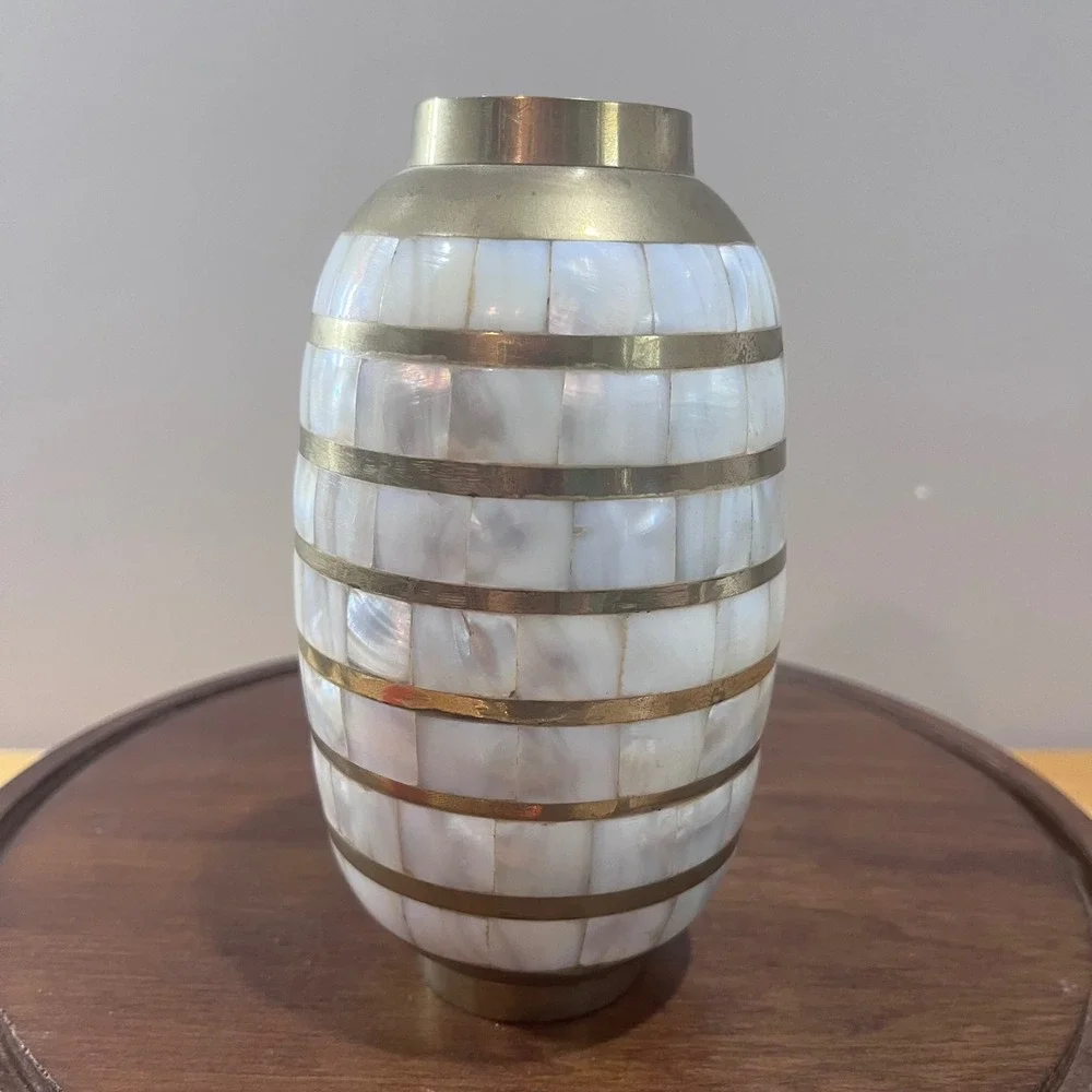 Vtg Mother of Pearl Brass Inlay Bud Vase Boho Hollywood‎ Regency Made in India
